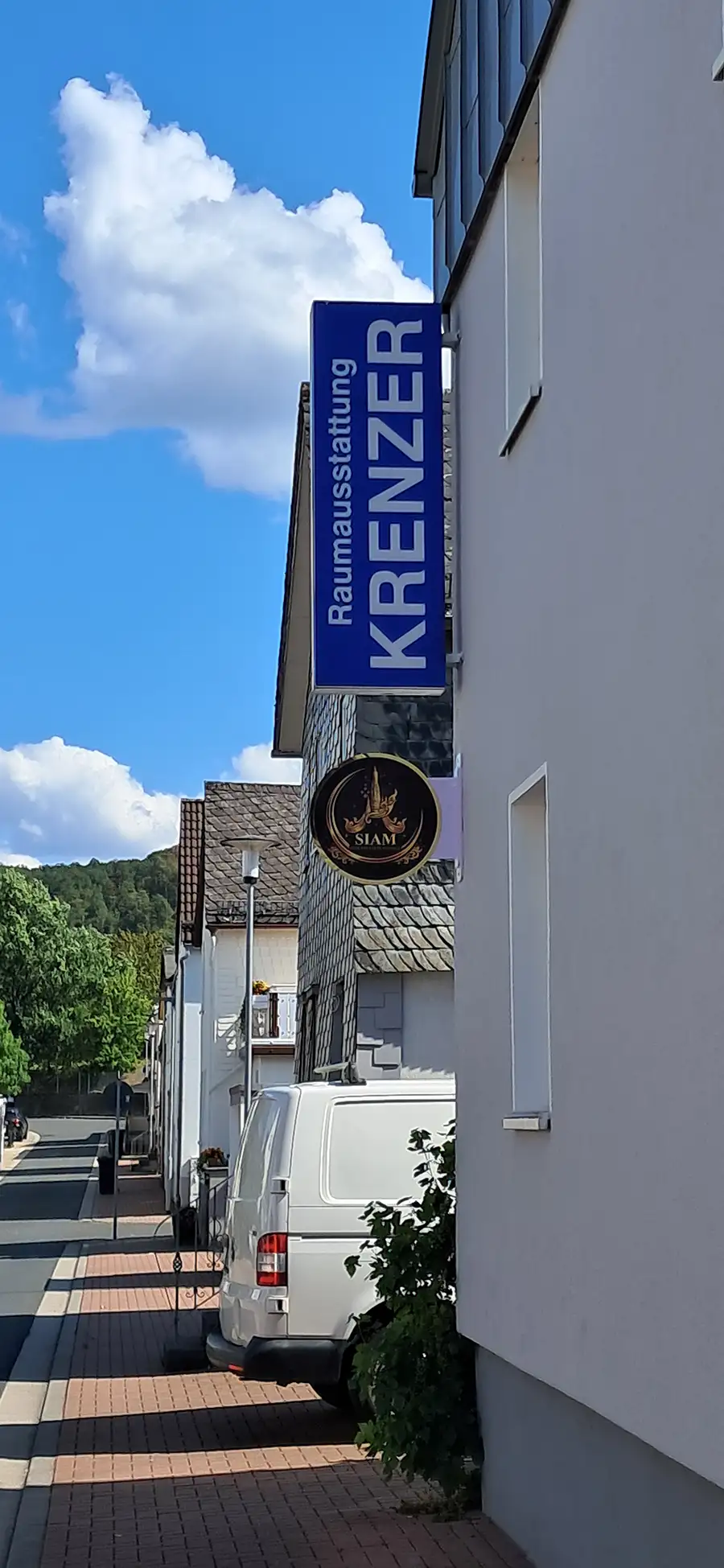 Außenansicht des SIAM Thai Wellness Massage Studios in Haiger